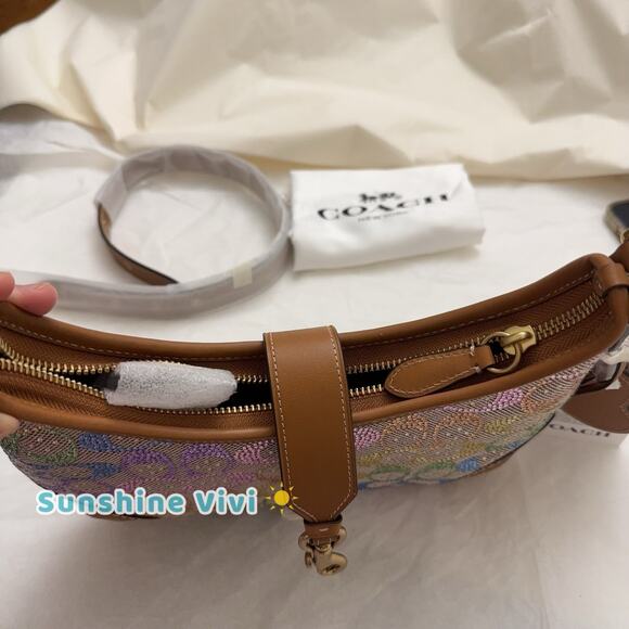 NWT Coach Hamptons Hobo Bag Shoulder Crystal Signature Jacquard Rainbow CCX16 - Picture 4 of 11